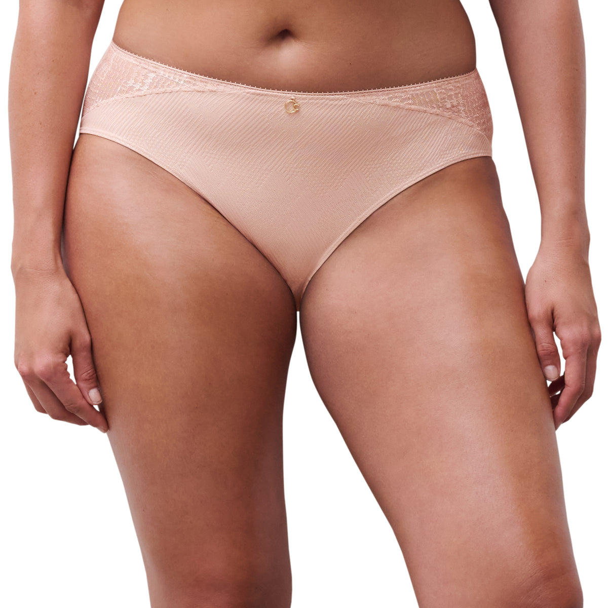 Chantelle - Intrigue - Full Brief