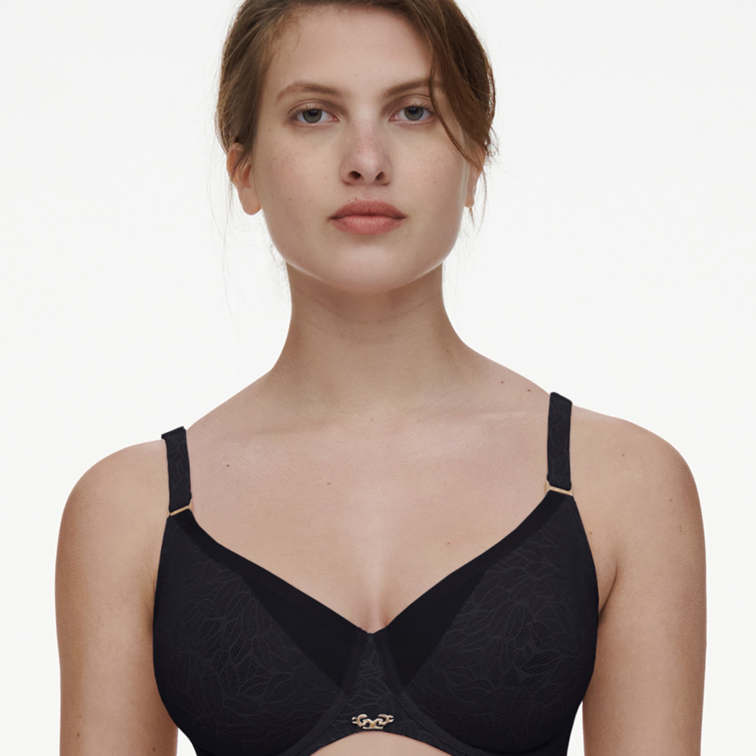 Chantelle - Pure Lace - Covering Molded Bra
