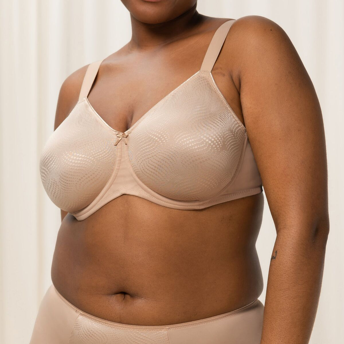 Triumph - Essential - Minimizer Bra