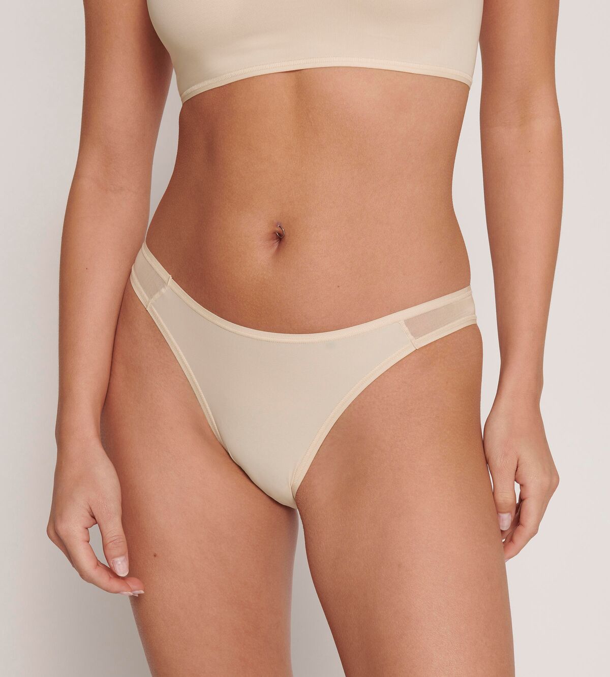 Sloggi - Soft Adapt - Tiny Thong NEW